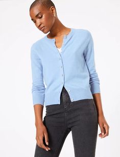 how to wear a short cardigan